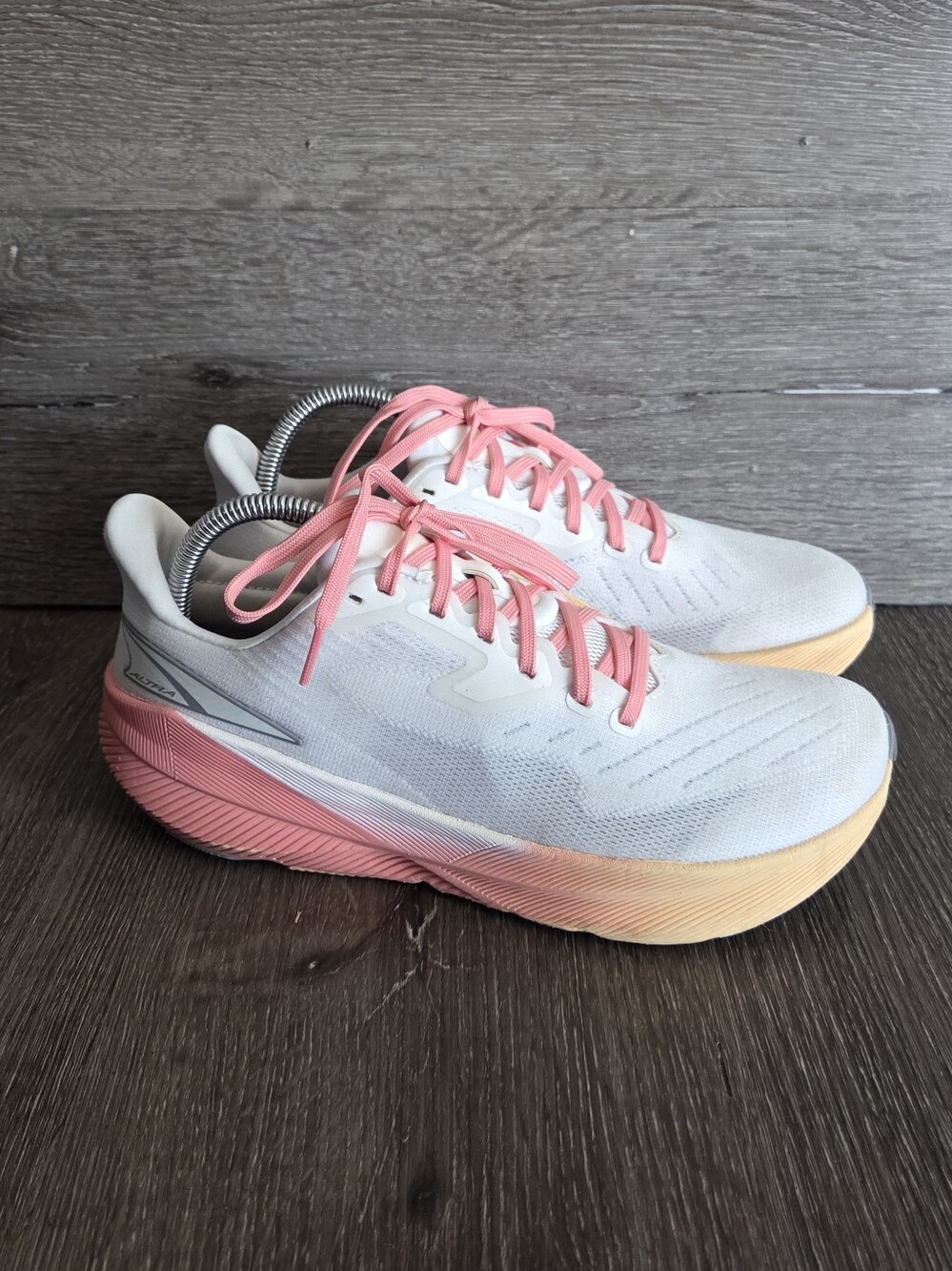 Altra Women's Experience Flow Running Shoe Size 9
